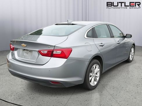 Used 2025 Chevrolet Malibu LT FWD image 7
