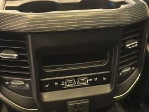 Used 2019 RAM 1500 Limited AWD/4WD image 26