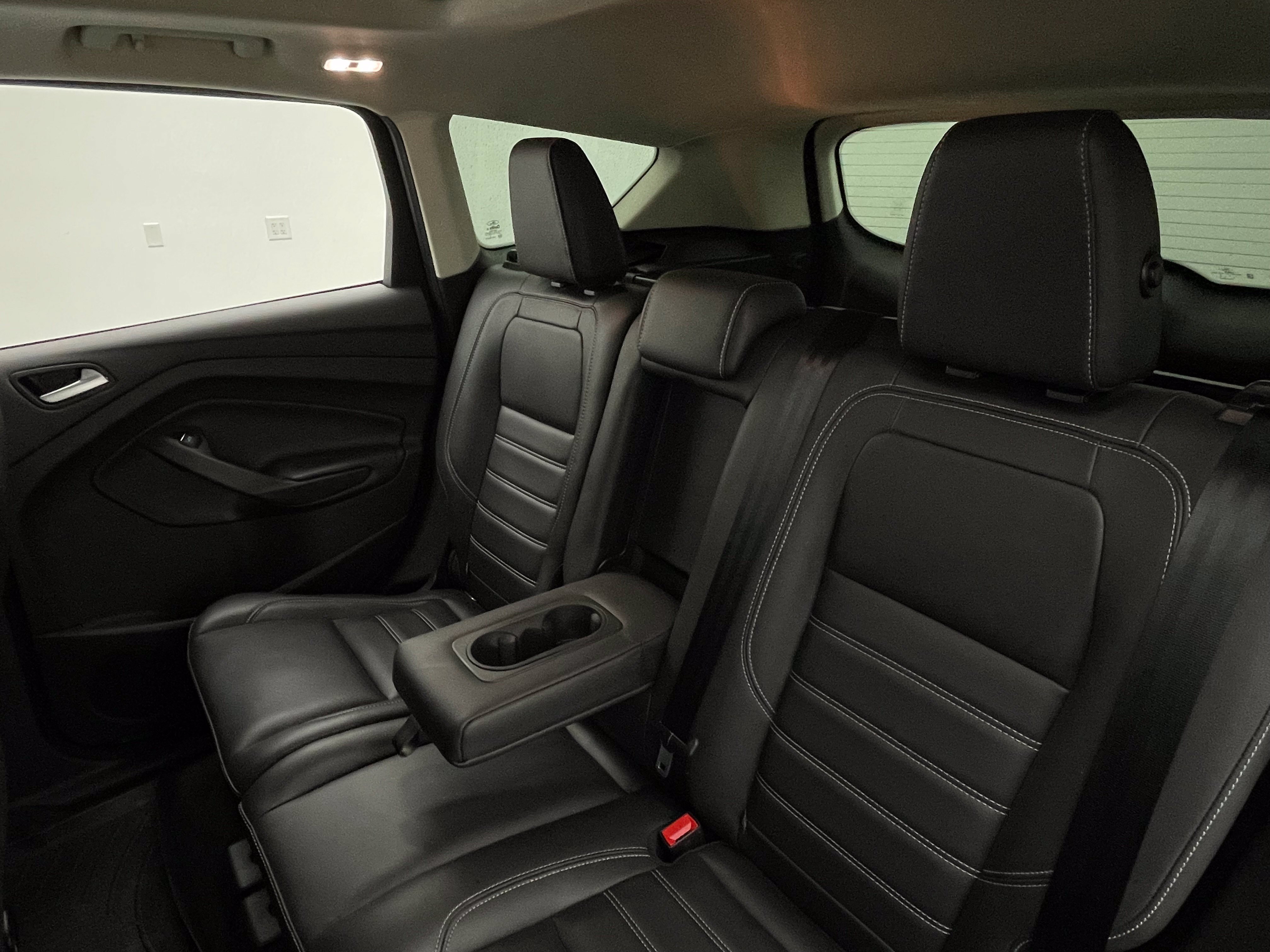 Used 2019 Ford Escape SEL AWD/4WD image 43