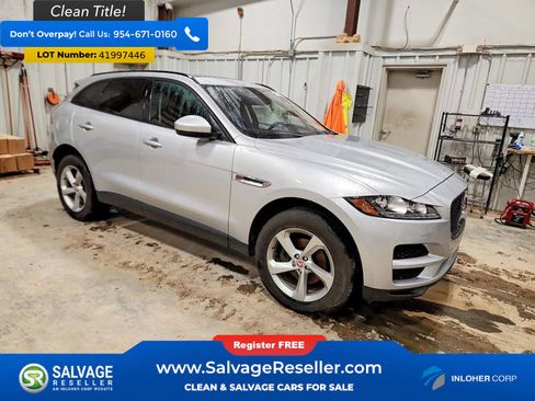 Used 2017 Jaguar F-PACE Premium image 5