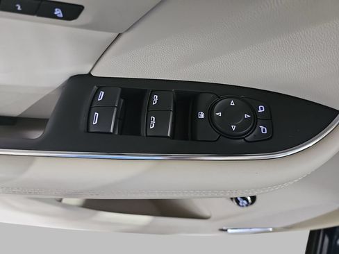 Certified 2023 Buick Envision Avenir AWD/4WD image 34