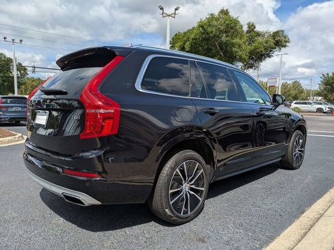 Used 2020 Volvo XC90 T6 Momentum AWD/4WD image 6