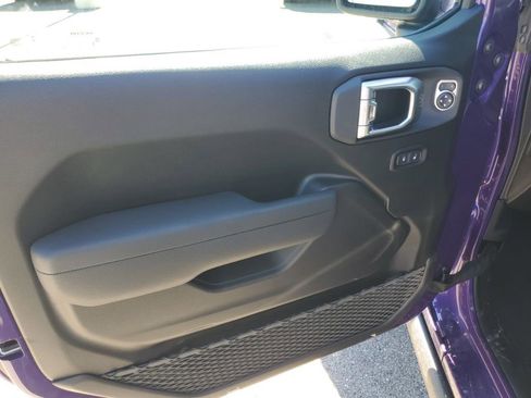 New 2026 Jeep Wrangler Rubicon w/ Technology Group image 8