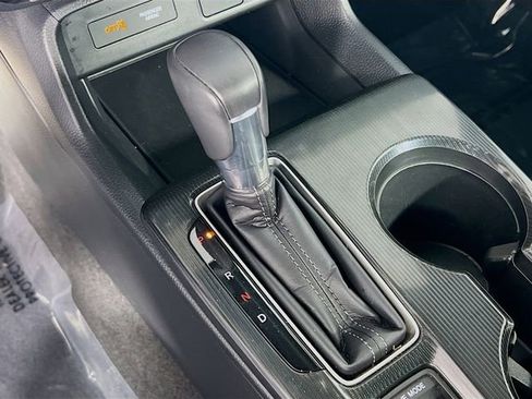 Used 2024 Honda Civic Sport image 24