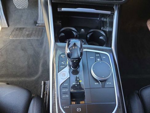 Used 2019 BMW 330i Sedan w/ Driving Assistance Package RWD image 25