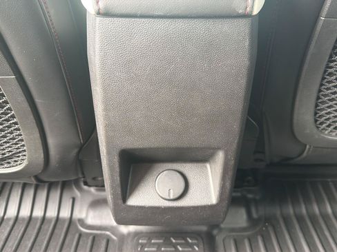 Used 2010 GMC Terrain SLT AWD/4WD image 28