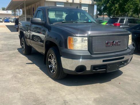 Used 2010 GMC Sierra 1500 W/T image 2