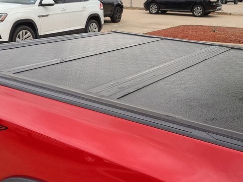 Certified 2022 Nissan Frontier Pro-X RWD image 6