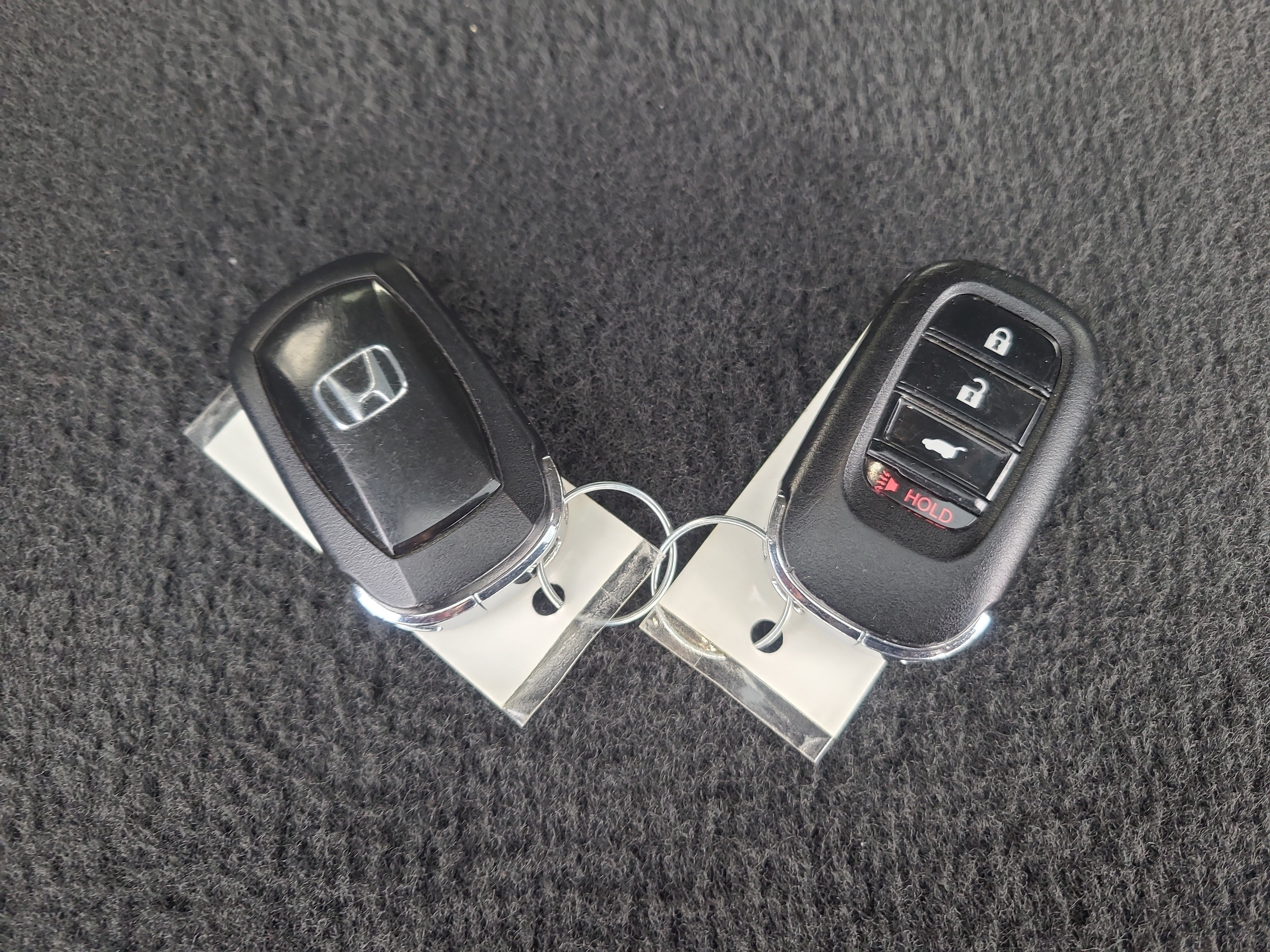 Used 2023 Honda Pilot LX image 31