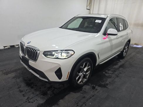 Used 2022 BMW X3 xDrive30i AWD/4WD image 2