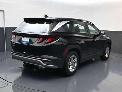 Used 2026 Hyundai Tucson SE FWD image 4