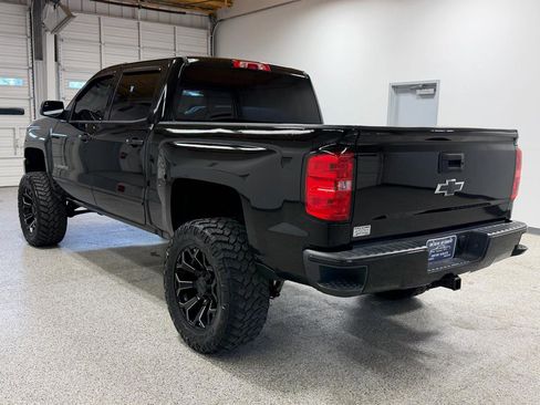 Used 2018 Chevrolet Silverado 1500 LT w/ All Star Edition AWD/4WD image 2