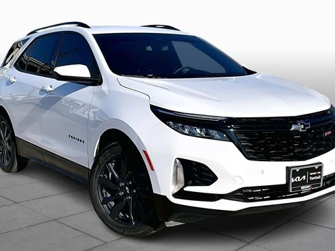 Used 2024 Chevrolet Equinox RS w/ LPO, Floor Liner Package image 3