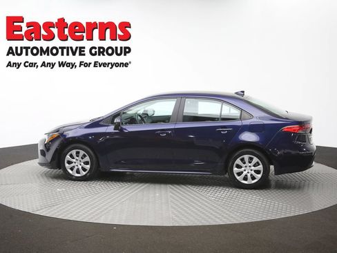 Used 2021 Toyota Corolla LE FWD image 60