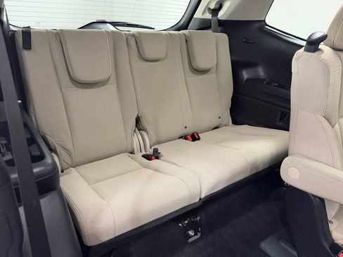 Used 2019 Subaru Ascent Premium w/ Popular Package #4 AWD/4WD image 19