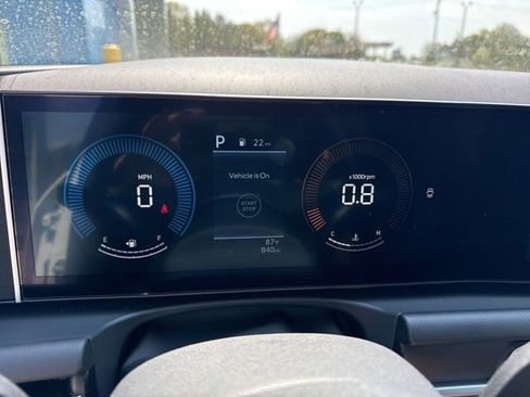 Used 2025 Hyundai Santa Cruz SE image 20