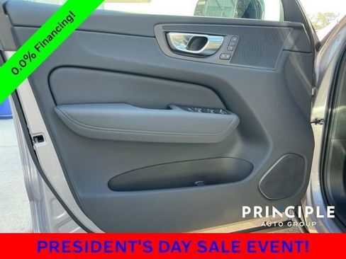 New 2026 Volvo XC60 B5 Core image 25