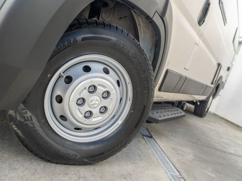 Used 2023 RAM ProMaster 3500 w/ Driver Convenience Group FWD image 4
