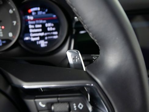 Certified 2026 Porsche Macan AWD/4WD image 25