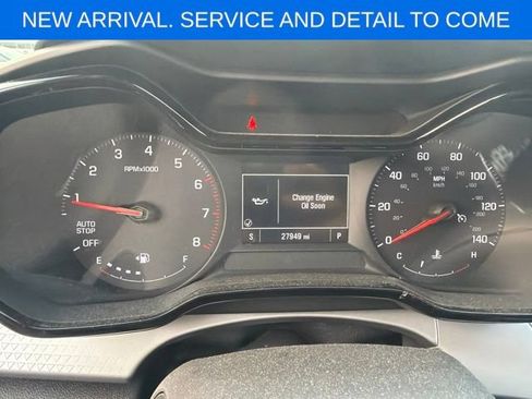 Used 2024 Chevrolet Trax LS w/ LS Convenience Package FWD image 11