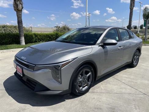 Used 2025 Kia K4 FWD image 4