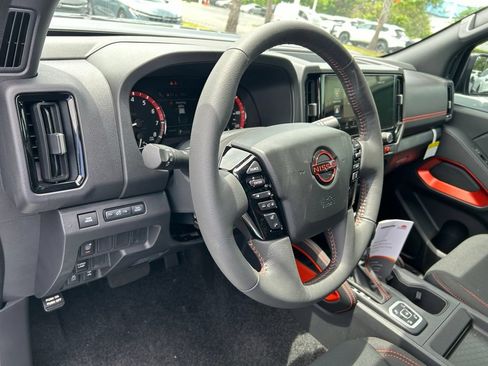 New 2026 Nissan Frontier PRO-4X w/ Tow Package AWD/4WD image 22