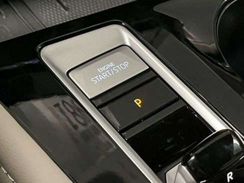 New 2026 Volkswagen Atlas SEL AWD/4WD image 17
