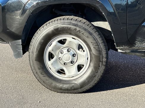 Used 2023 Toyota Tacoma SR image 22