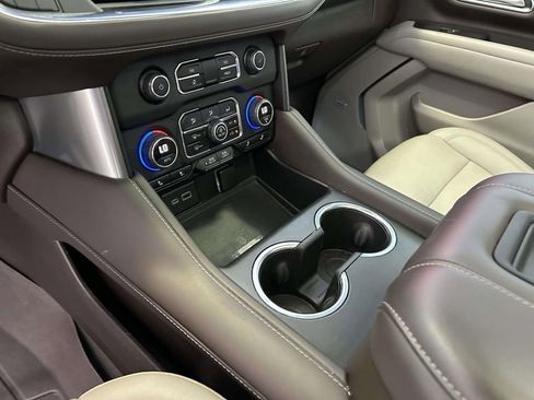Used 2023 Chevrolet Tahoe LT w/ Luxury Package RWD image 23