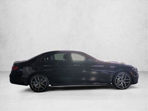 Used 2022 Mercedes-Benz E 450 4MATIC Sedan image 4