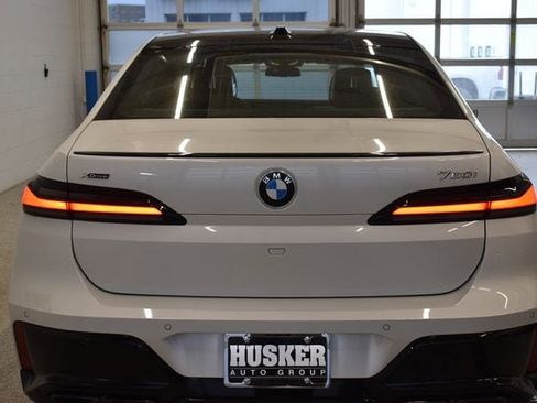 New 2026 BMW 760i xDrive image 11