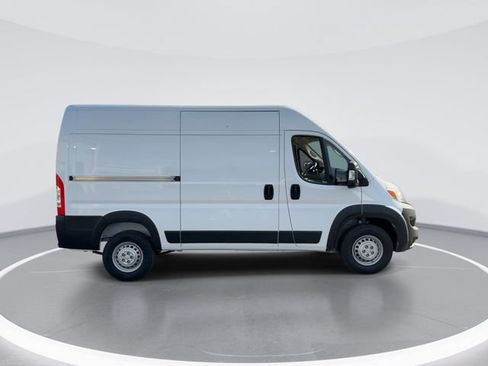 New 2026 RAM ProMaster 1500 w/ Convenience Group FWD image 9