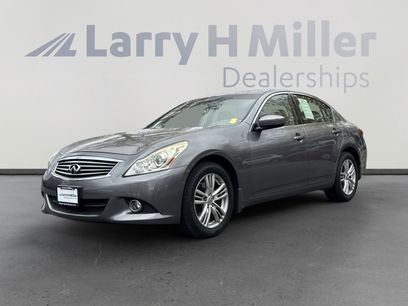 Used 2010 INFINITI G37 x w/ Premium Pkg