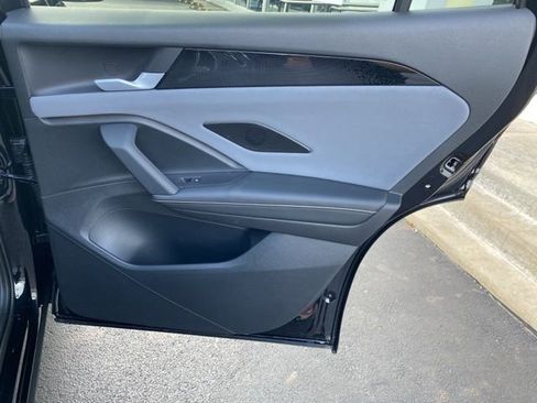 New 2025 Volkswagen Tiguan SE image 52