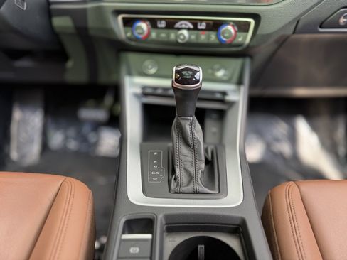 Used 2022 Audi Q3 2.0T Premium w/ Convenience Package image 49