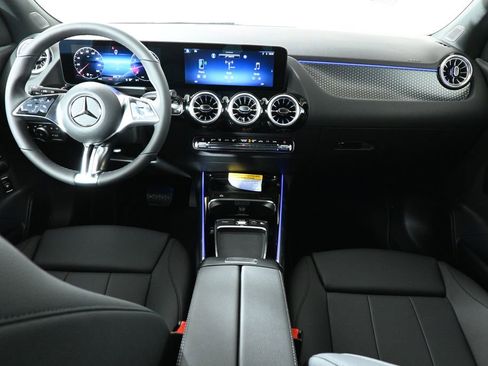 Used 2025 Mercedes-Benz GLA 250 4MATIC image 4