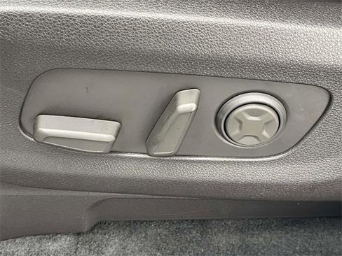 New 2026 Kia Carnival EX image 27