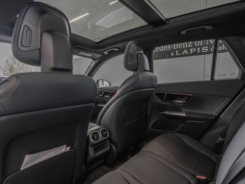 Used 2026 Mercedes-Benz GLC 300 4MATIC image 26