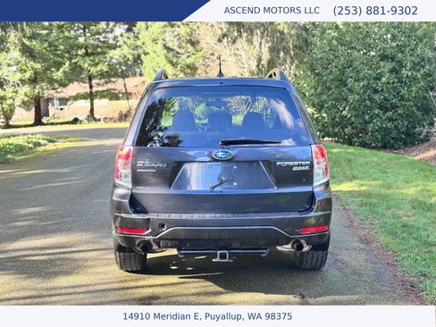 Used 2011 Subaru Forester 2.5X Premium image 4