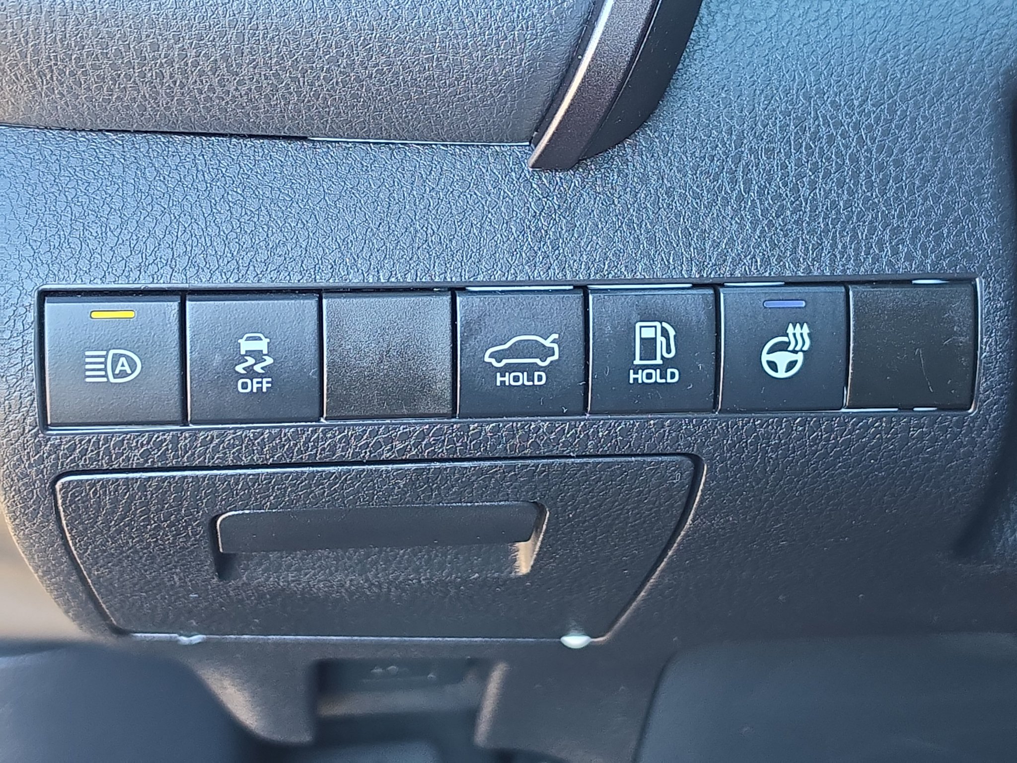 Certified 2021 Toyota Camry SE w/ Cold Weather Package FWD image 24