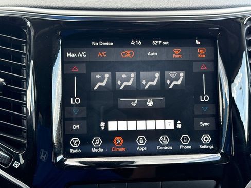 Used 2020 Jeep Cherokee Limited AWD/4WD image 30