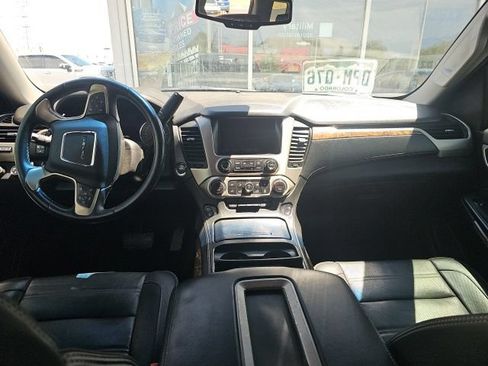 Used 2015 GMC Yukon Denali AWD/4WD image 10