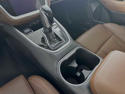 Used 2022 Subaru Outback Touring XT image 16