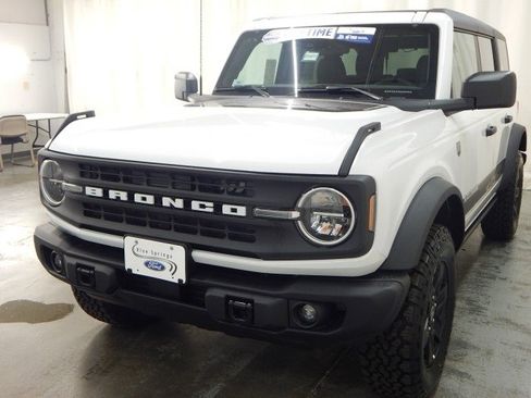 New 2025 Ford Bronco Big Bend w/ Black Diamond Package image 10