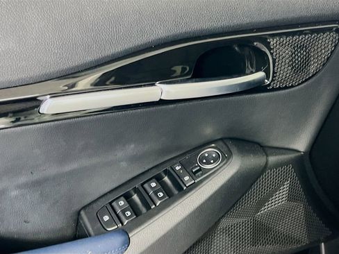 Certified 2024 Kia Seltos S FWD image 11