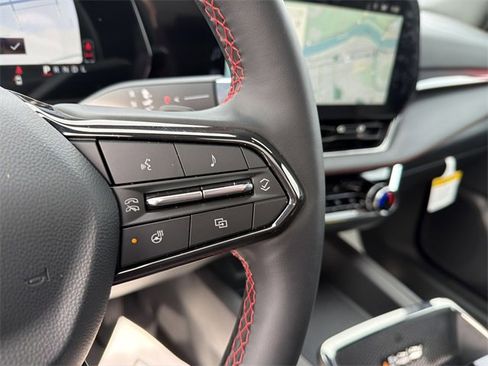 Used 2026 Chevrolet Equinox RS image 20