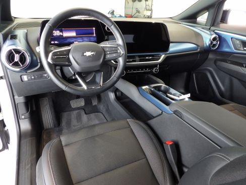 Used 2024 Chevrolet Equinox EV LT w/ LPO, Trailering Package image 16