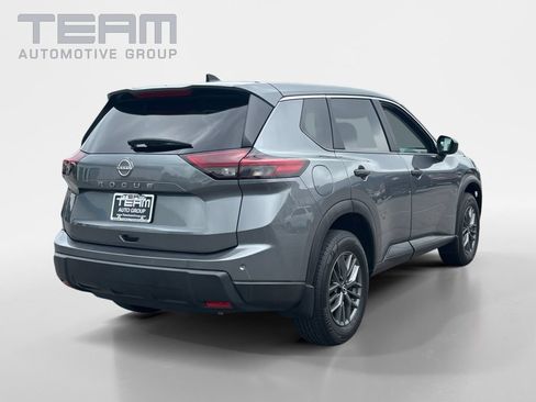 Used 2025 Nissan Rogue S FWD image 7
