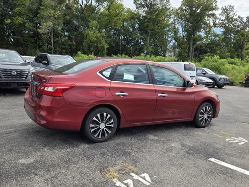 Used 2016 Nissan Sentra SV FWD image 3