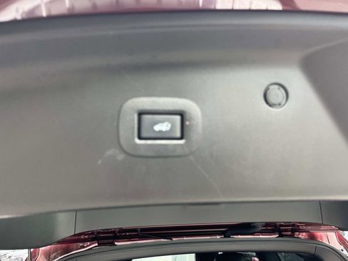 Used 2021 INFINITI QX80 Sensory w/ All-Season Package image 37